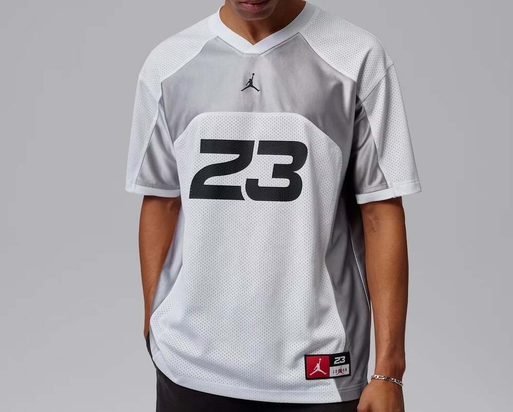 Jordan Flight mesh jersey. NEW. Medium